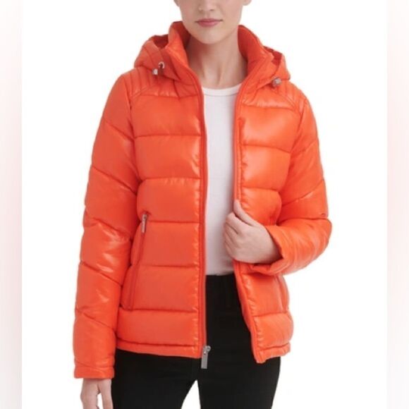 GUESS Womens High-Shine Hooded Puffer Coat Hooded Hot Orange Medium NWOT - Picture 1 of 9